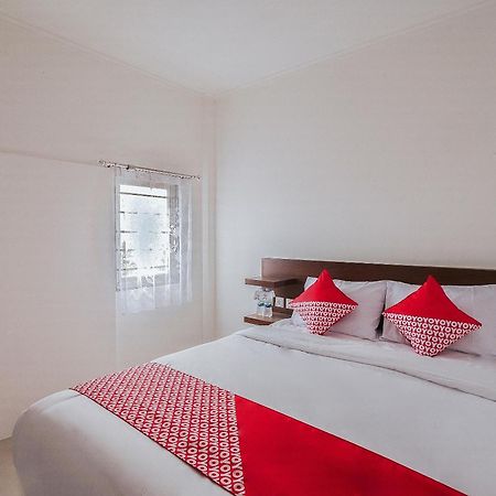 Super Oyo 2183 Cibeureum Residence Bandung Eksteriør bilde