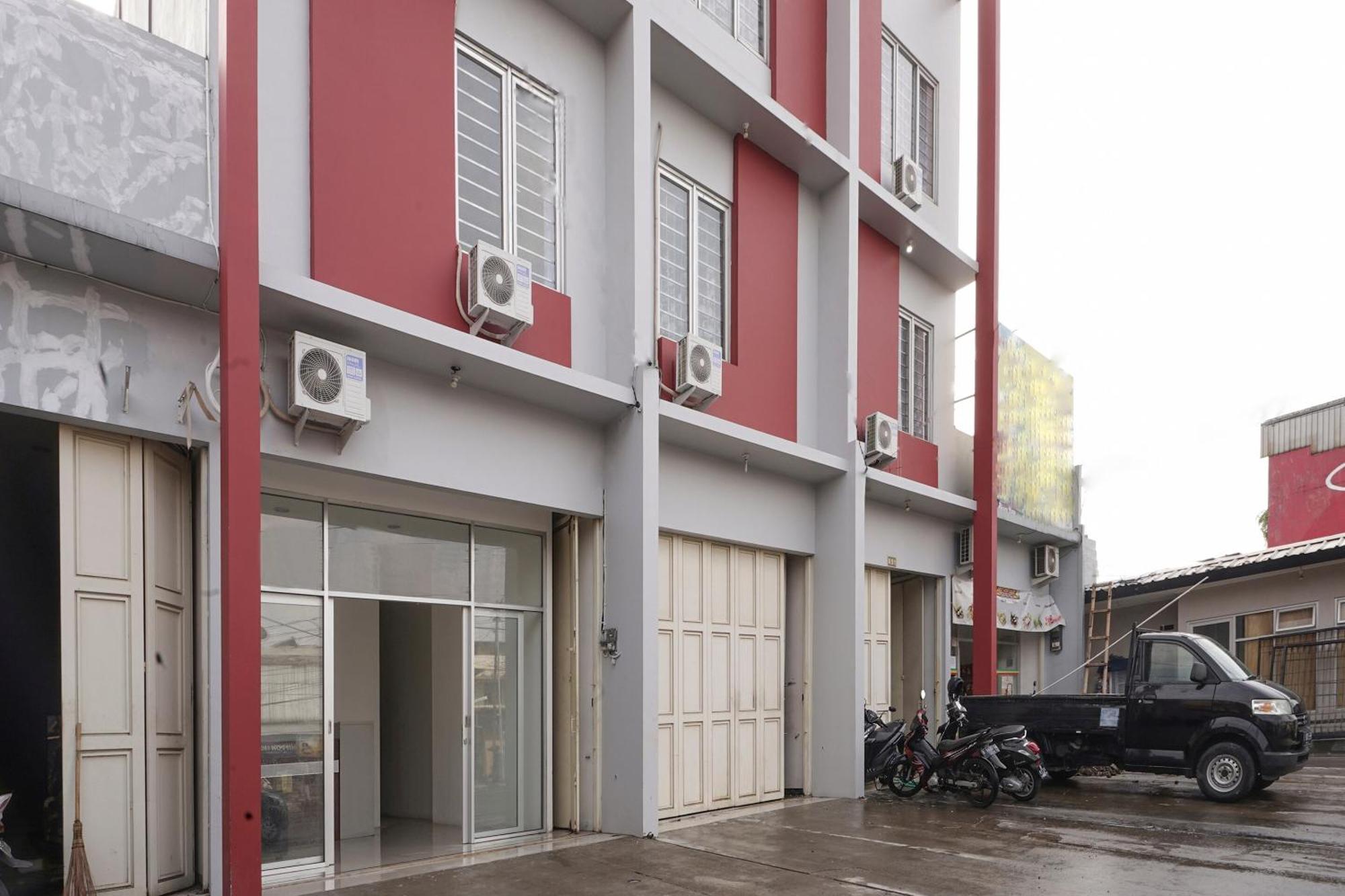 Super Oyo 2183 Cibeureum Residence Bandung Eksteriør bilde